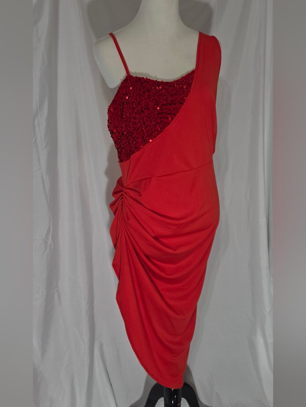 Red One-Shoulder Sequin Draped Evening Dress